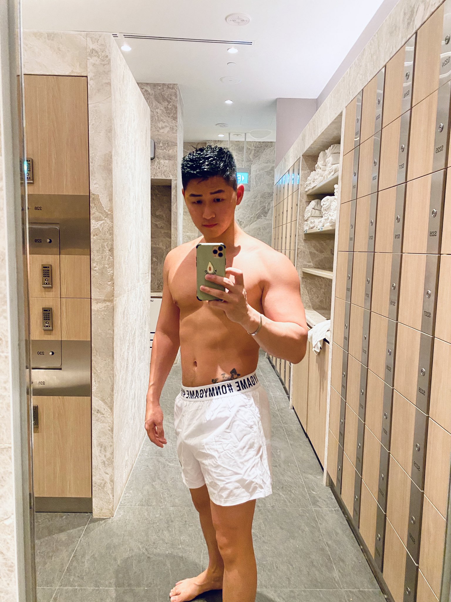 yellowfella 416.47 MB