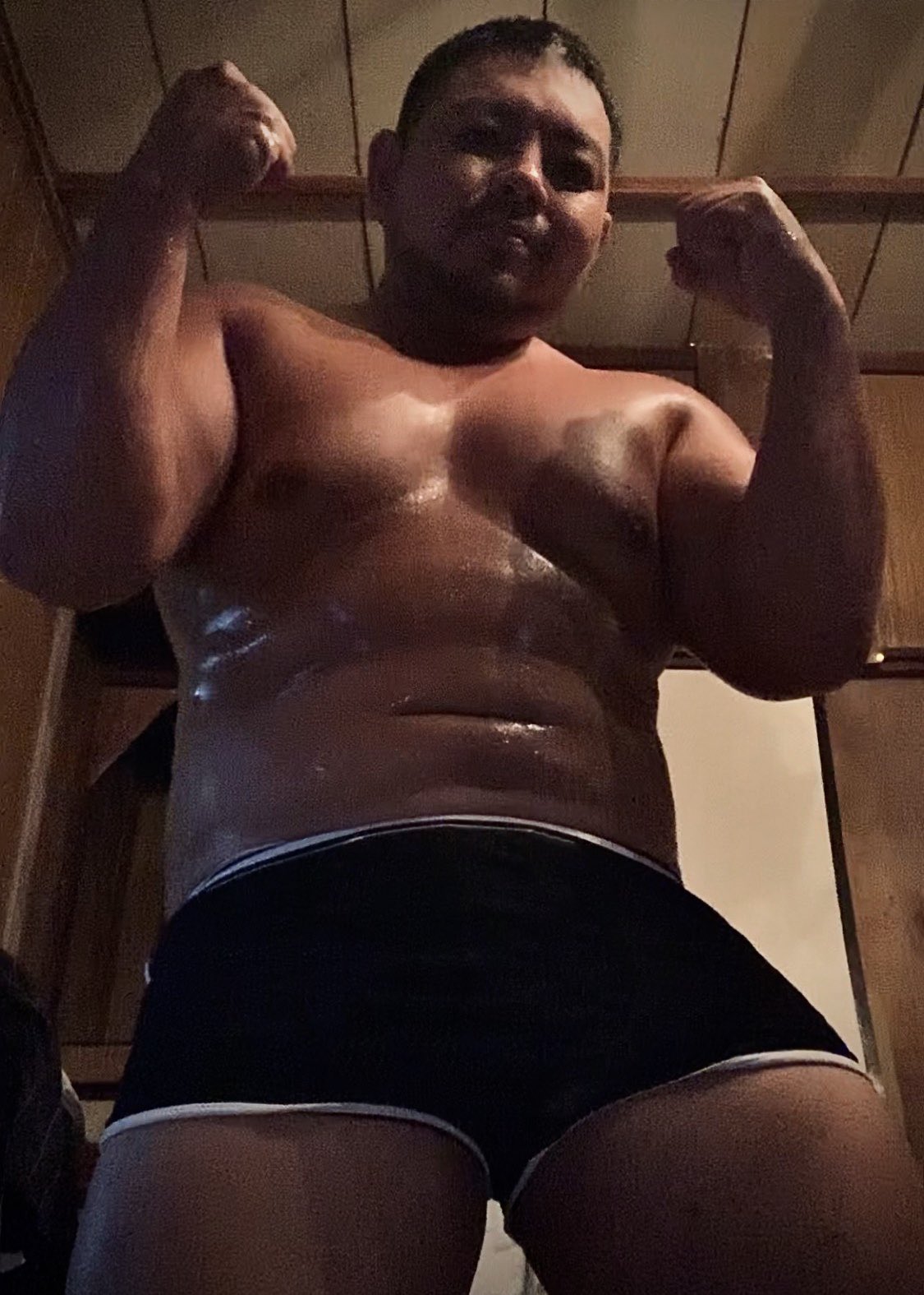 戌助