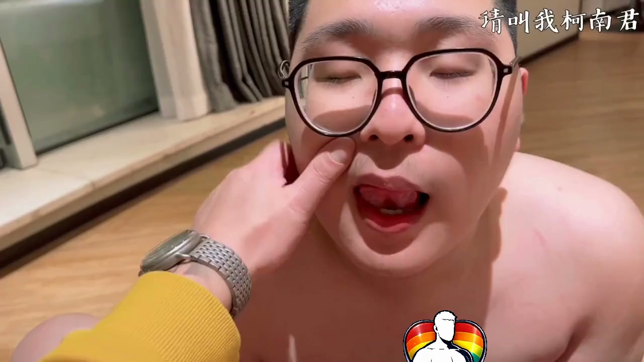 请叫我柯南君